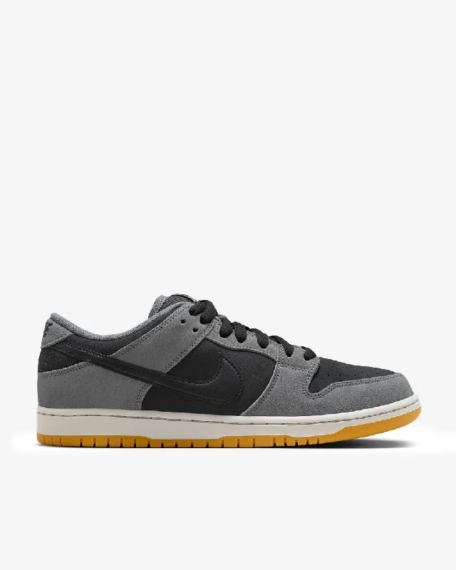 SB Dunk Low Pro 'Black/Smoke Grey'