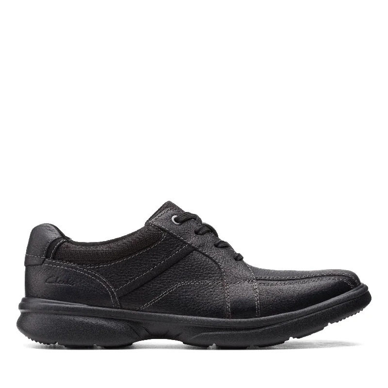 Clarks Bradley Walk in Black Leather