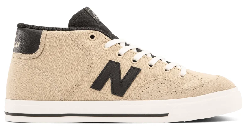 New Balance Numeric 213