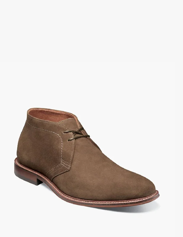 Martfield Plain Toe Chukka Boot In Mocha