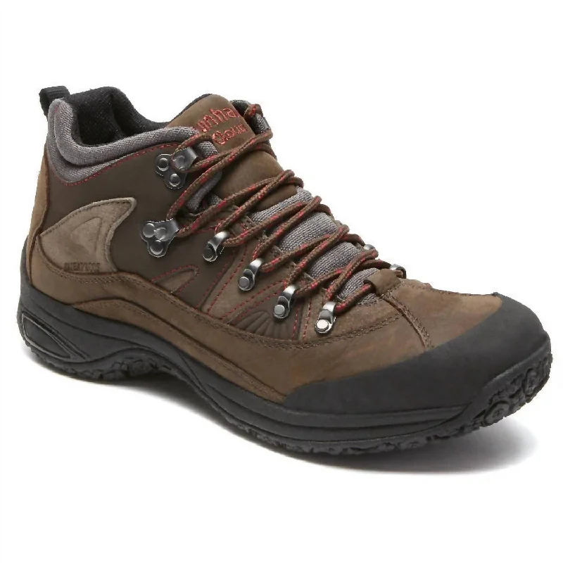 Men's Cloud Waterproof Boot In Brown