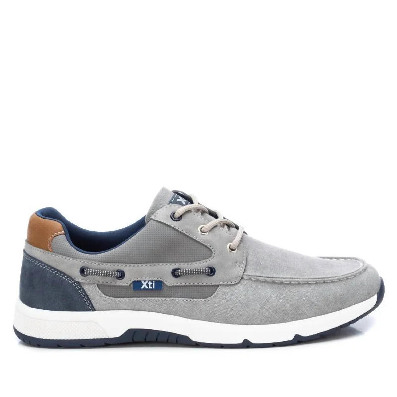 Men's Boat Shoes In Grey