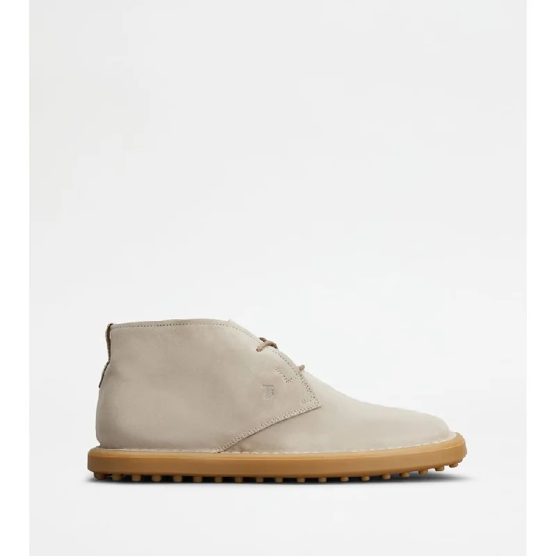 Desert Boots in Suede